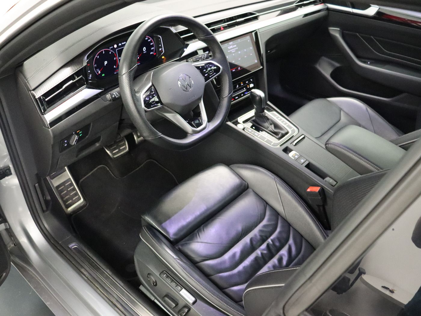 Fahrzeugabbildung Volkswagen Arteon Shootingbrake 2.0 TDI DSG R line IQ.Light