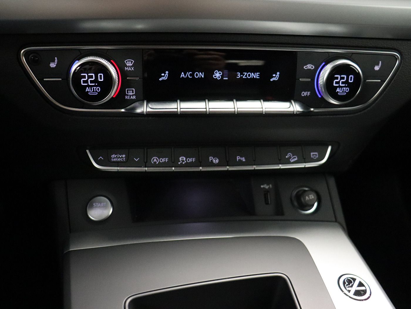 Fahrzeugabbildung Audi Q5 45 TFSI quattro S tronic S line Matrix|AHK|LM