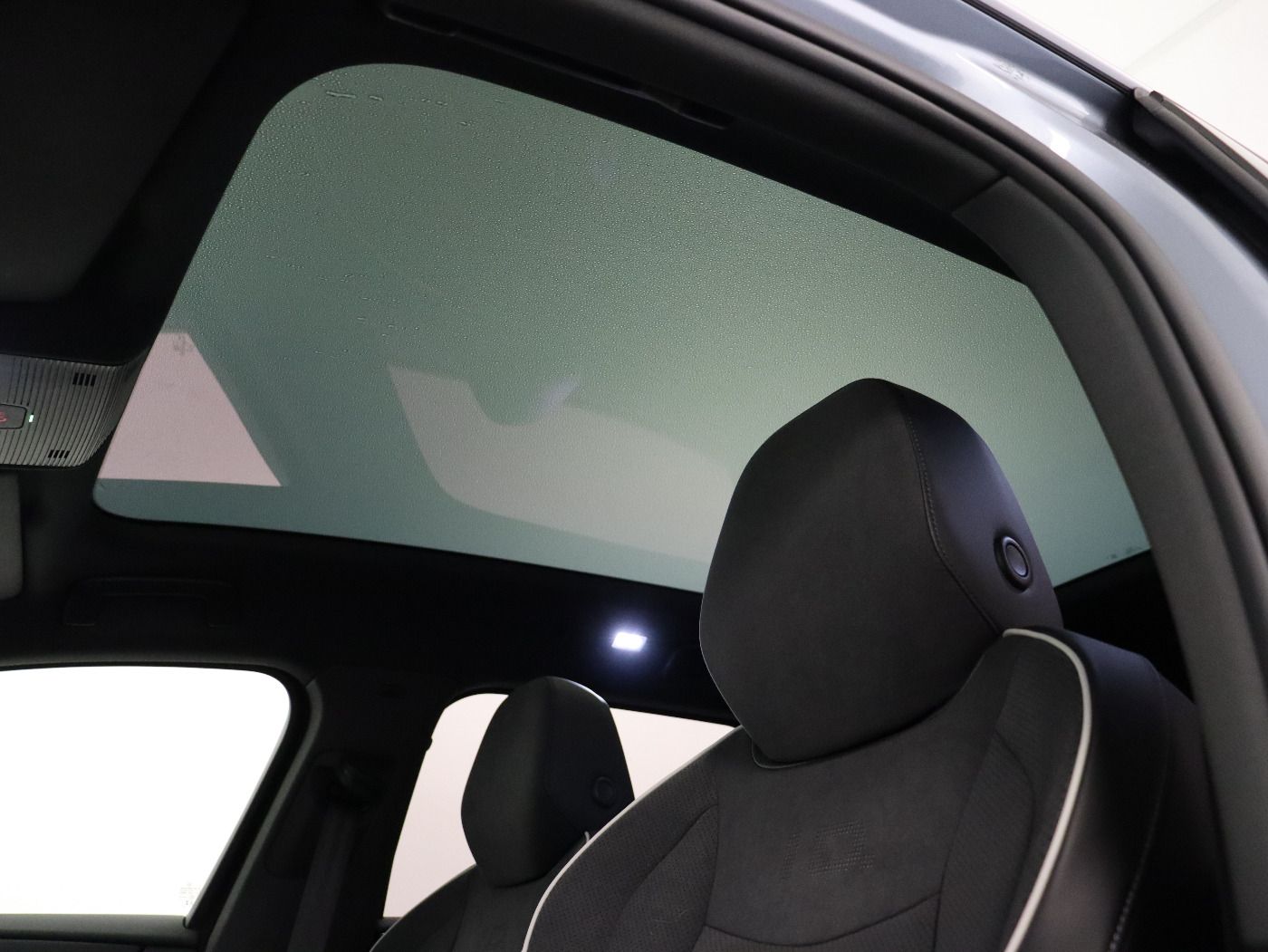 Fahrzeugabbildung Volkswagen ID.7 Tourer Pro IQ.Light|Matrix|CarPlay|h/k|AHK