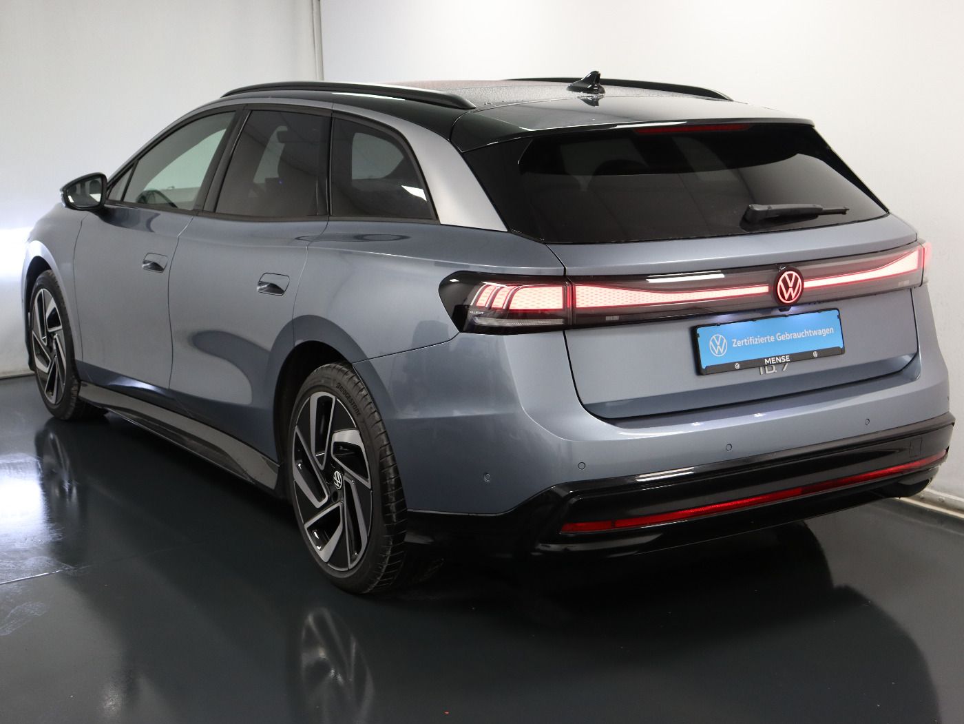 Fahrzeugabbildung Volkswagen ID.7 Tourer Pro IQ.Light|Matrix|CarPlay|h/k|AHK