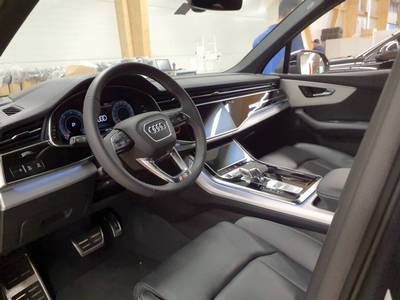 Fahrzeugabbildung Audi Q7 45 TDI quattro tiptronic S line Matrix|AHK|LM