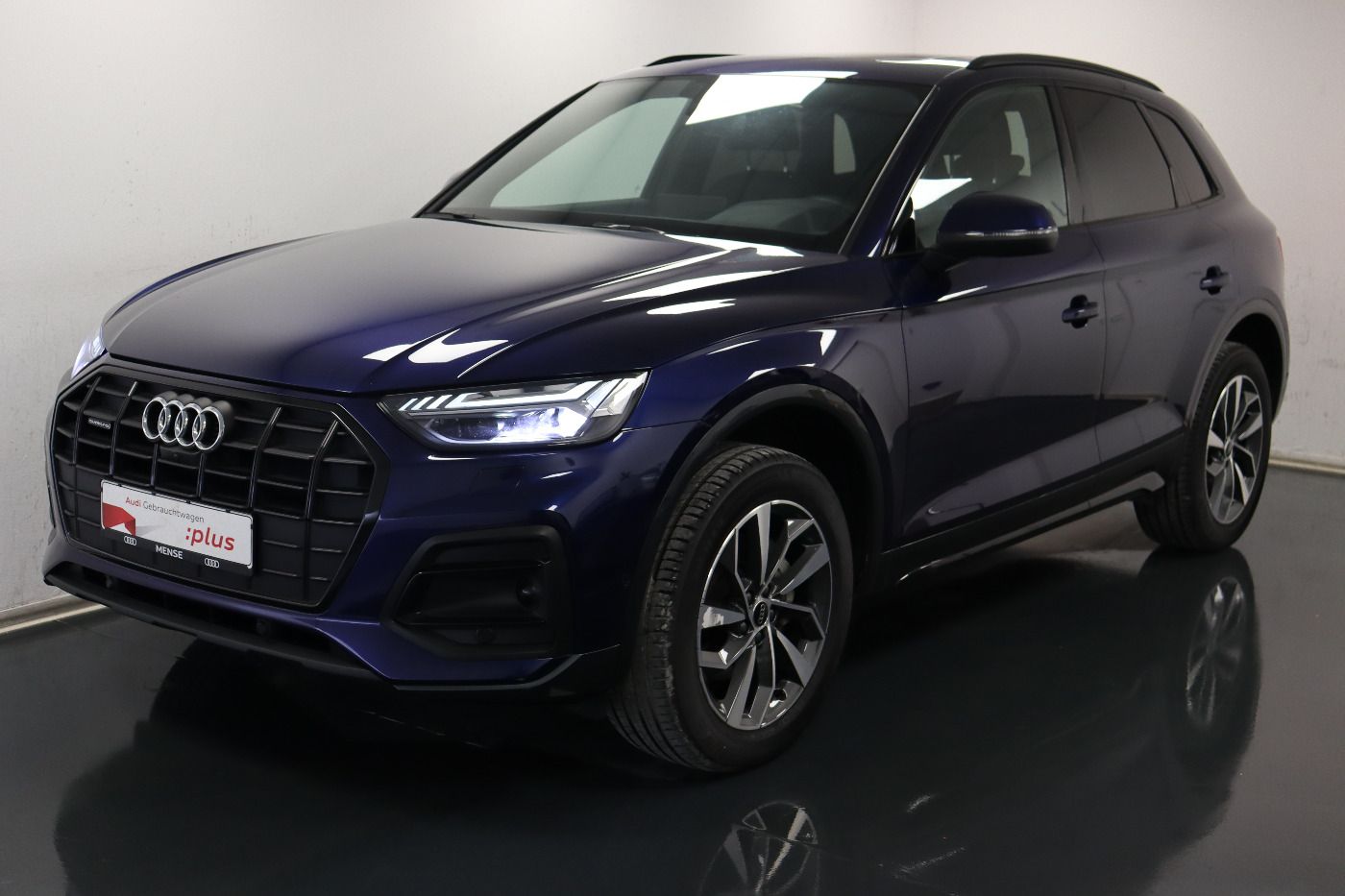 Fahrzeugabbildung Audi Q5 45 TFSI quattro S tronic advanced Matrix|AHK