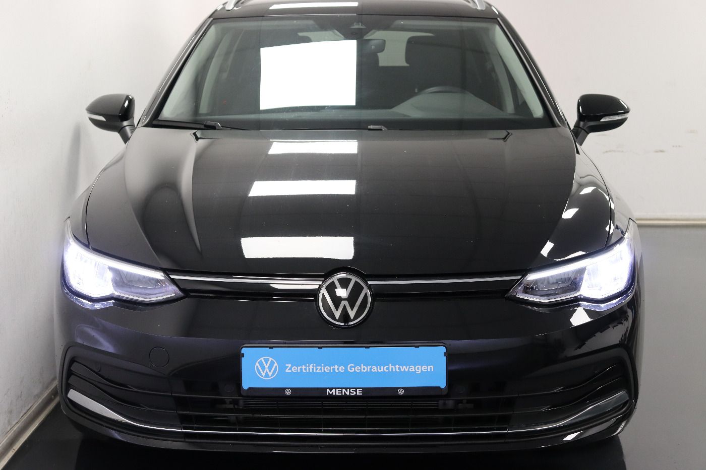 Fahrzeug autohaus mense Fahrzeugabbildung Volkswagen Golf VIII Variant 1.0 TSI MOVE CarPlay|ACC