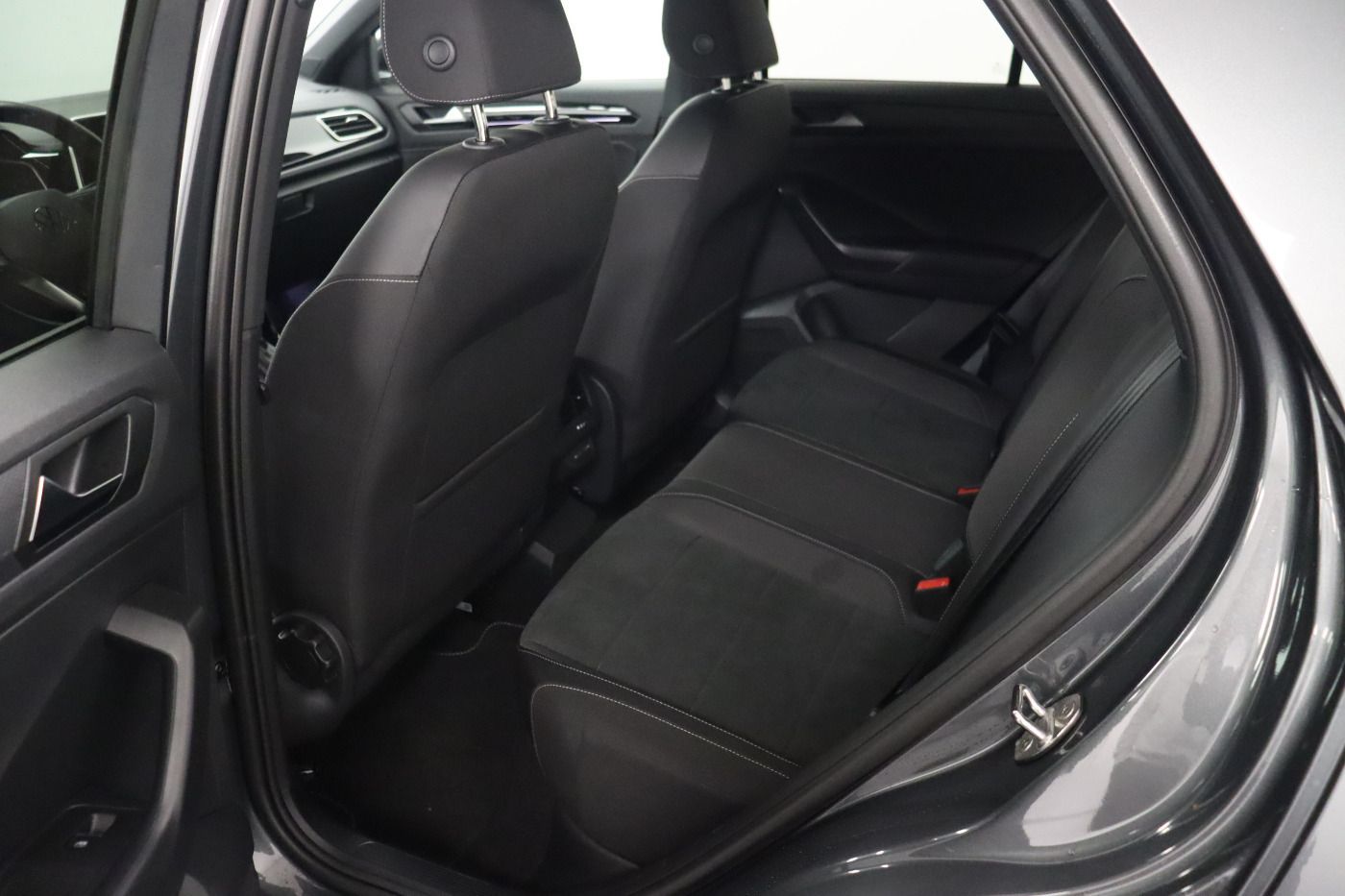 Fahrzeugabbildung Volkswagen T-Roc 2.0 TDI DSG R-Line |ACC|VirtualCP|FLA|LED