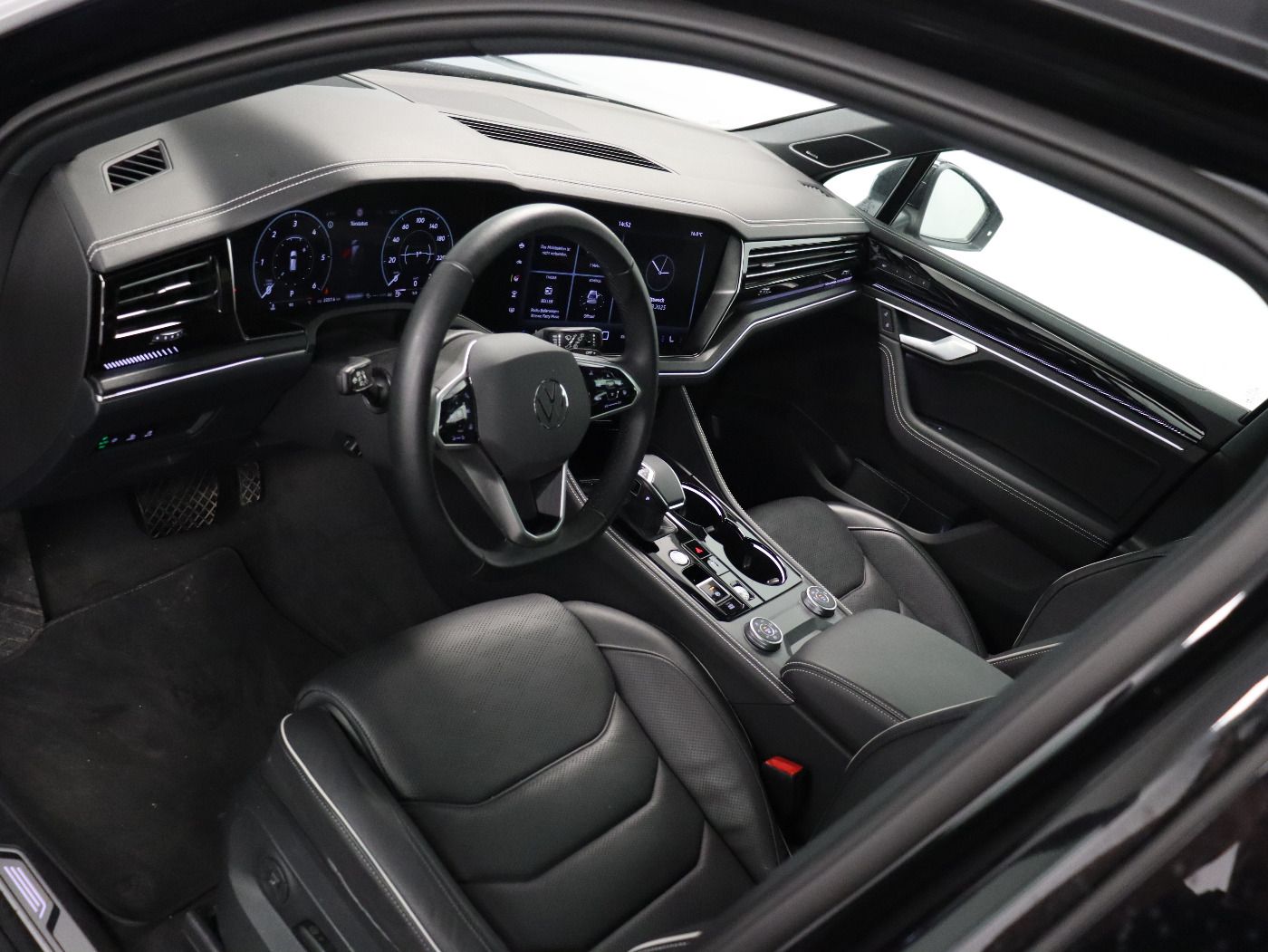 Fahrzeugabbildung Volkswagen Touareg 3.0 TDI 4 Motion DSG Elegance |AHK|Luft