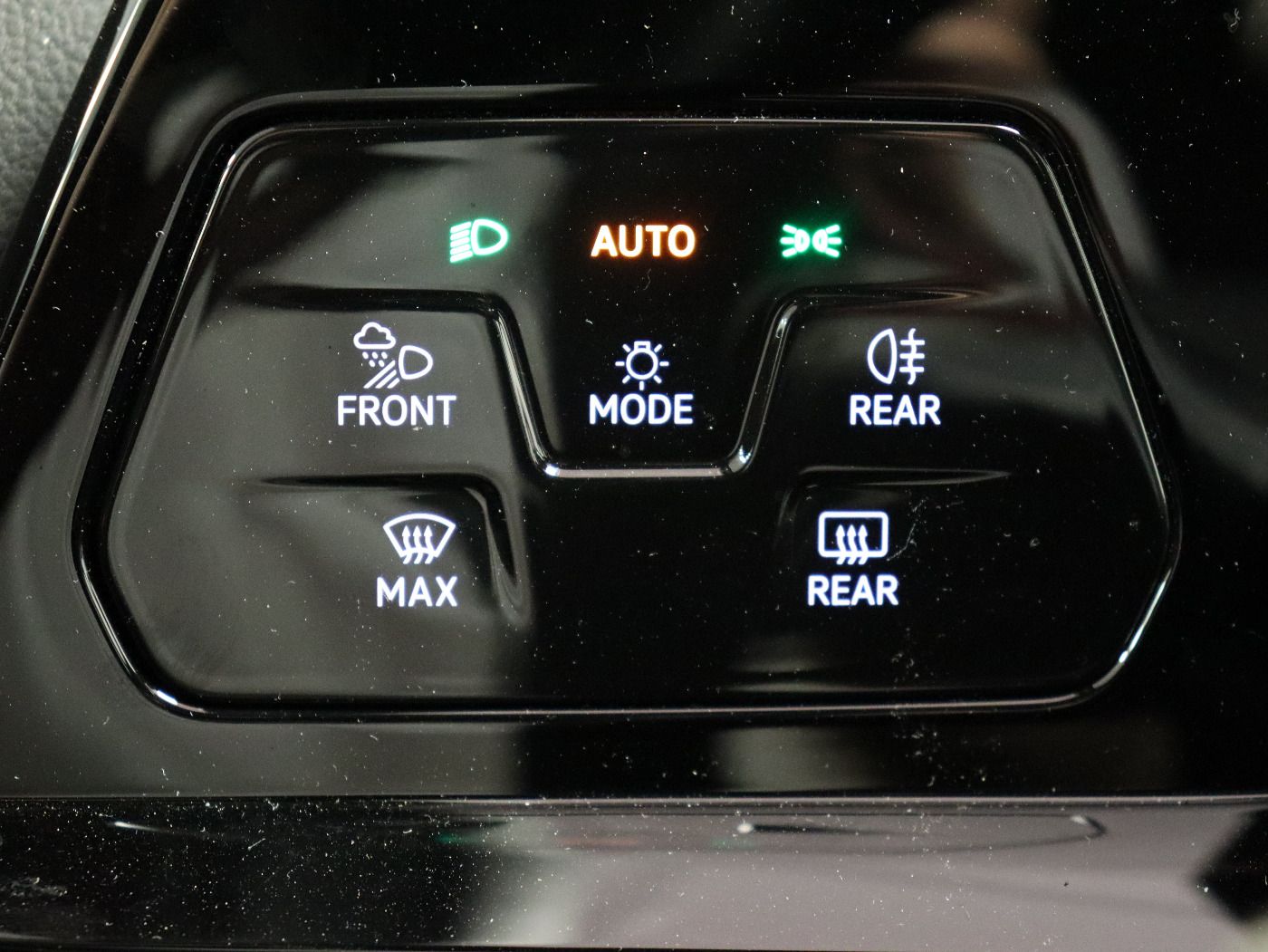 Fahrzeugabbildung Volkswagen Golf VIII GTI DSG |FLA|CarPlay|SpurH|LED|LM|PDC