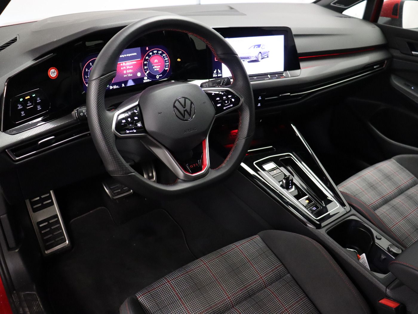 Fahrzeugabbildung Volkswagen Golf VIII GTI DSG |FLA|CarPlay|SpurH|LED|LM|PDC