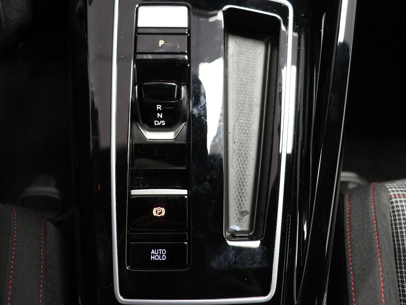 Fahrzeugabbildung Volkswagen Golf VIII GTI DSG |FLA|CarPlay|SpurH|LED|LM|PDC