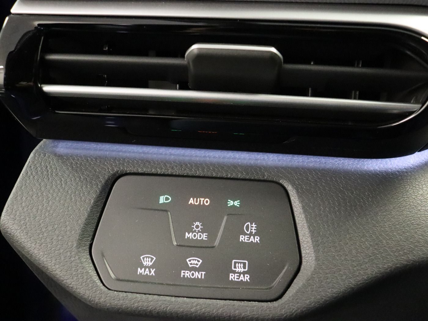 Fahrzeugabbildung Volkswagen ID.4 MOVE |AHK|WPumpe|CarPlay|SpurH|el.Heck|LED