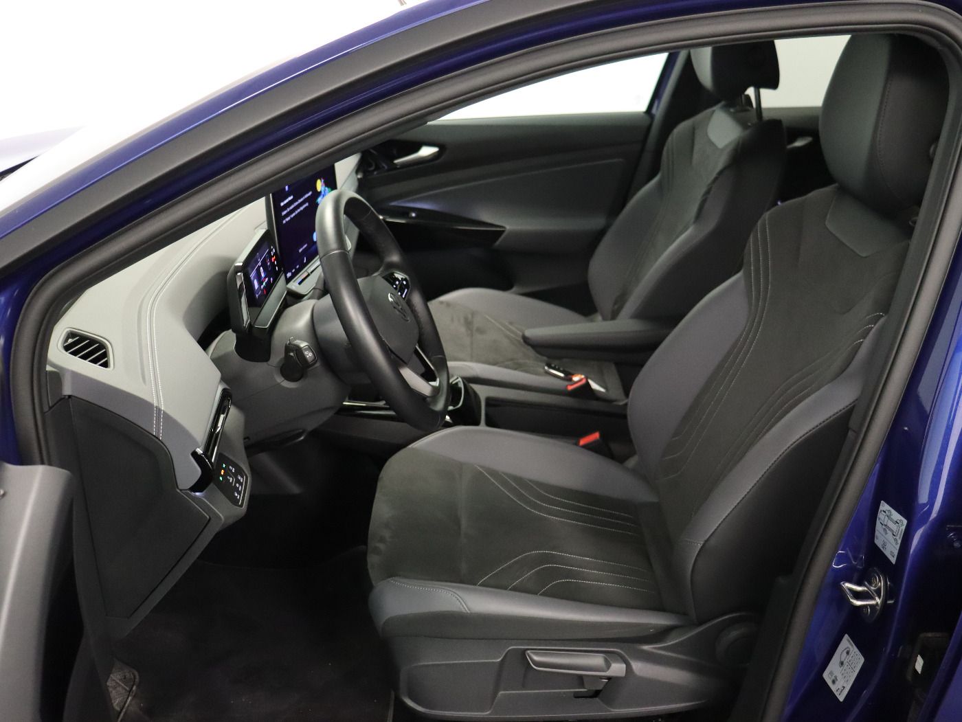 Fahrzeugabbildung Volkswagen ID.4 MOVE |AHK|WPumpe|CarPlay|SpurH|el.Heck|LED