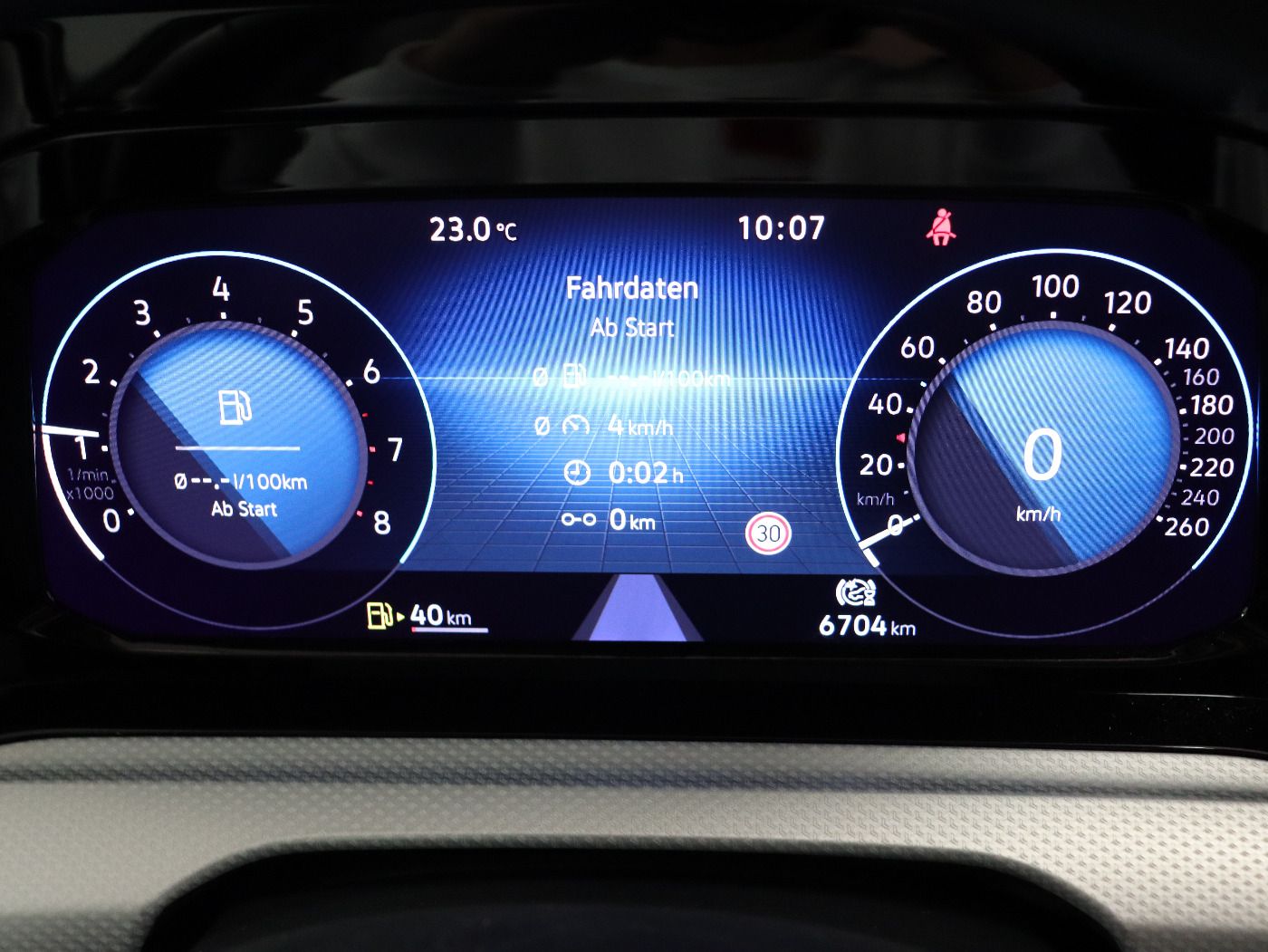 Fahrzeugabbildung Volkswagen Golf VIII 1.0 TSI MOVE |AHK|FLA|LED|CarPlay|ACC