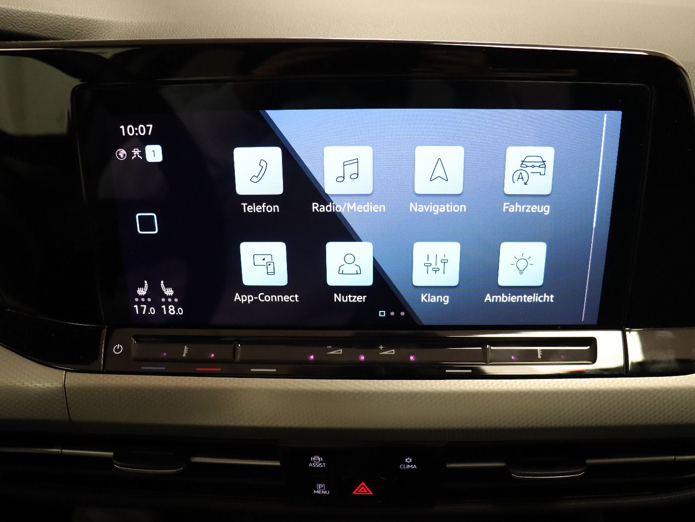 Fahrzeugabbildung Volkswagen Golf VIII 1.0 TSI MOVE |AHK|FLA|LED|CarPlay|ACC