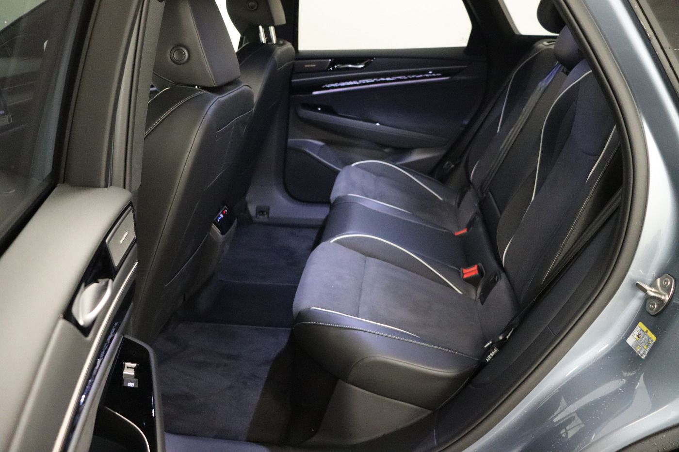 Fahrzeug autohaus mense Fahrzeugabbildung Volkswagen ID.7 Tourer Pro |AHK|4xSHZG|Massage|Navi|ACC|h/k