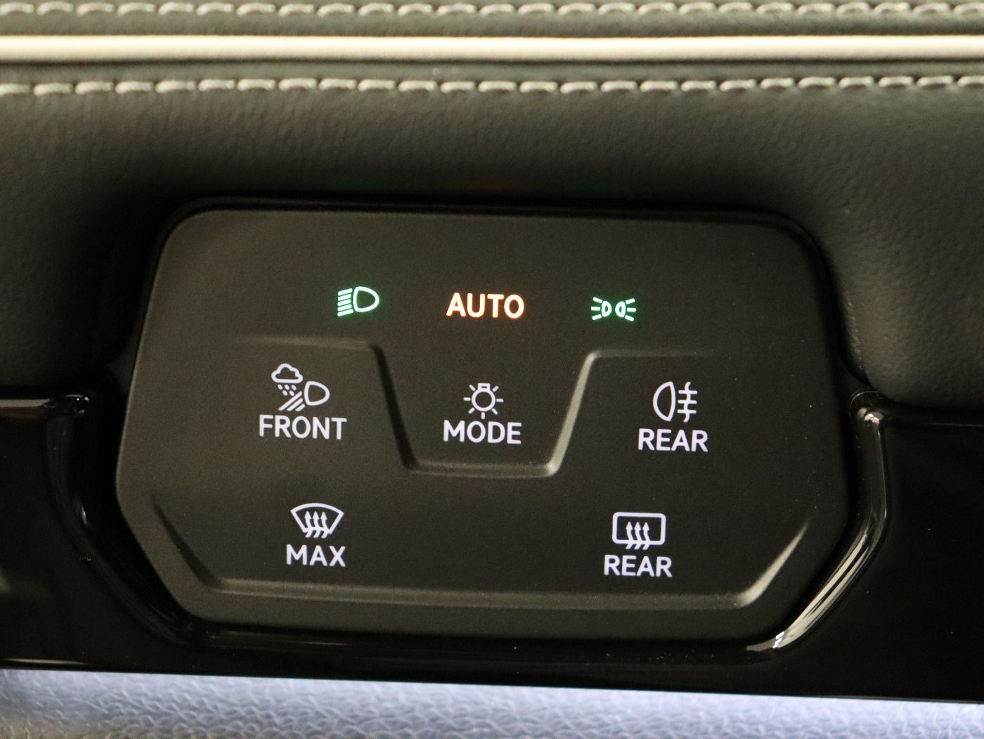 Fahrzeug autohaus mense Fahrzeugabbildung Volkswagen ID.7 Tourer Pro |AHK|4xSHZG|Massage|Navi|ACC|h/k