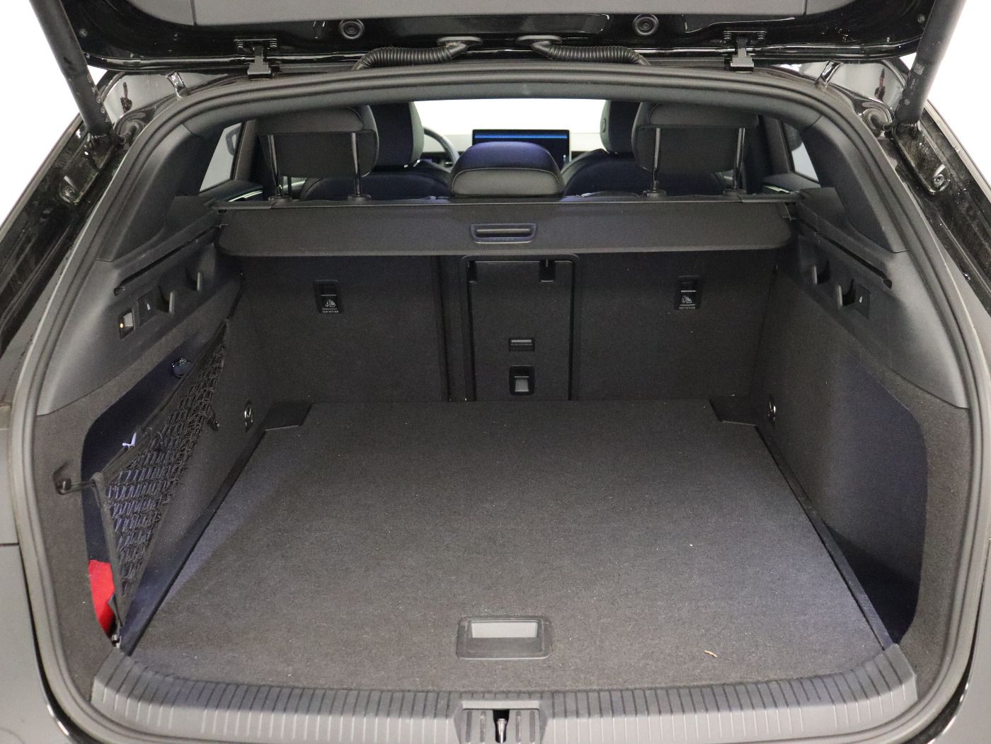 Fahrzeug autohaus mense Fahrzeugabbildung Volkswagen ID.7 Tourer Pro |AHK|4xSHZG|Massage|Navi|ACC|h/k