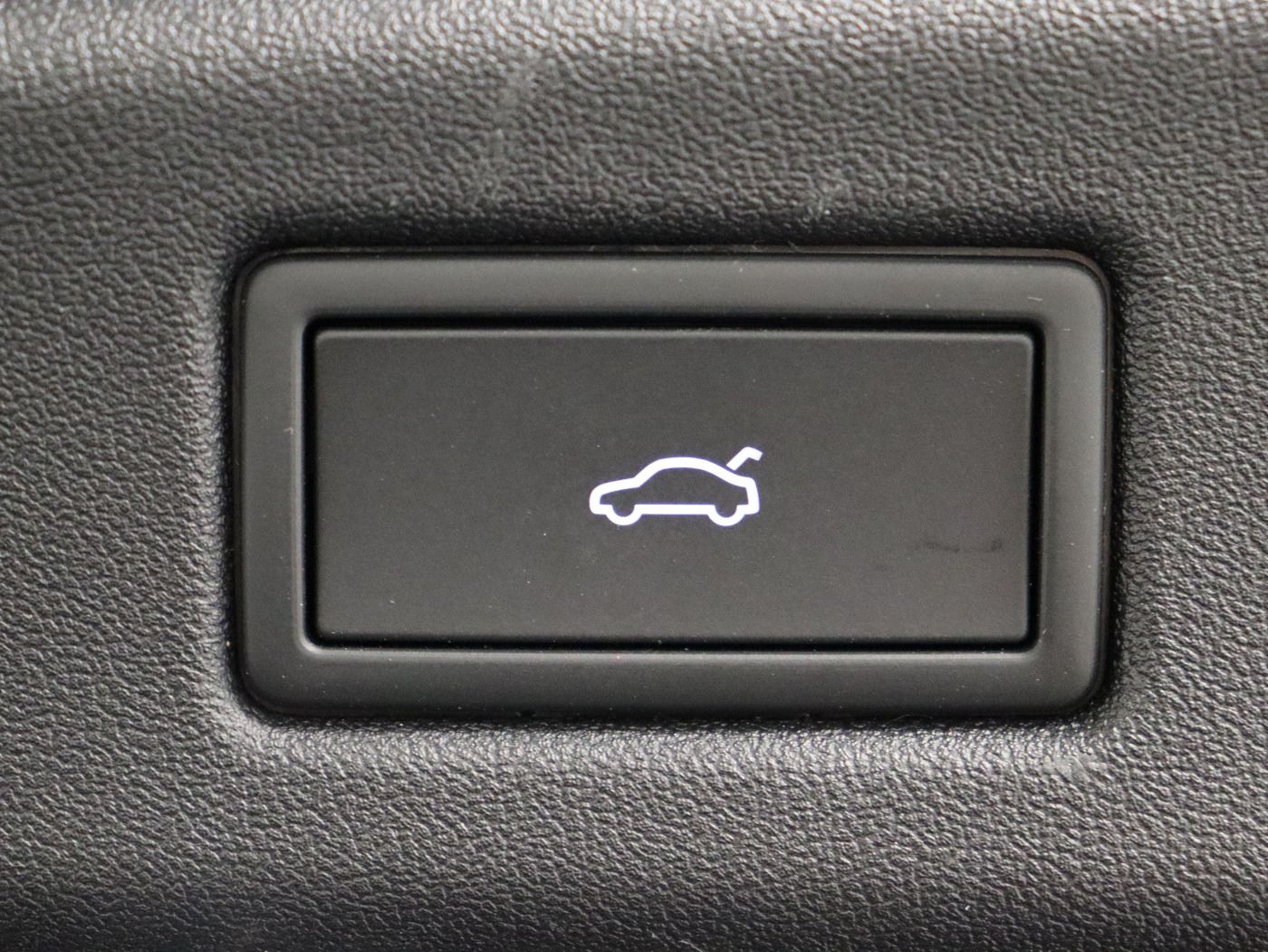 Fahrzeugabbildung Volkswagen ID.7 Tourer Pro |AHK|4xSHZG|Massage|Navi|ACC|h/k