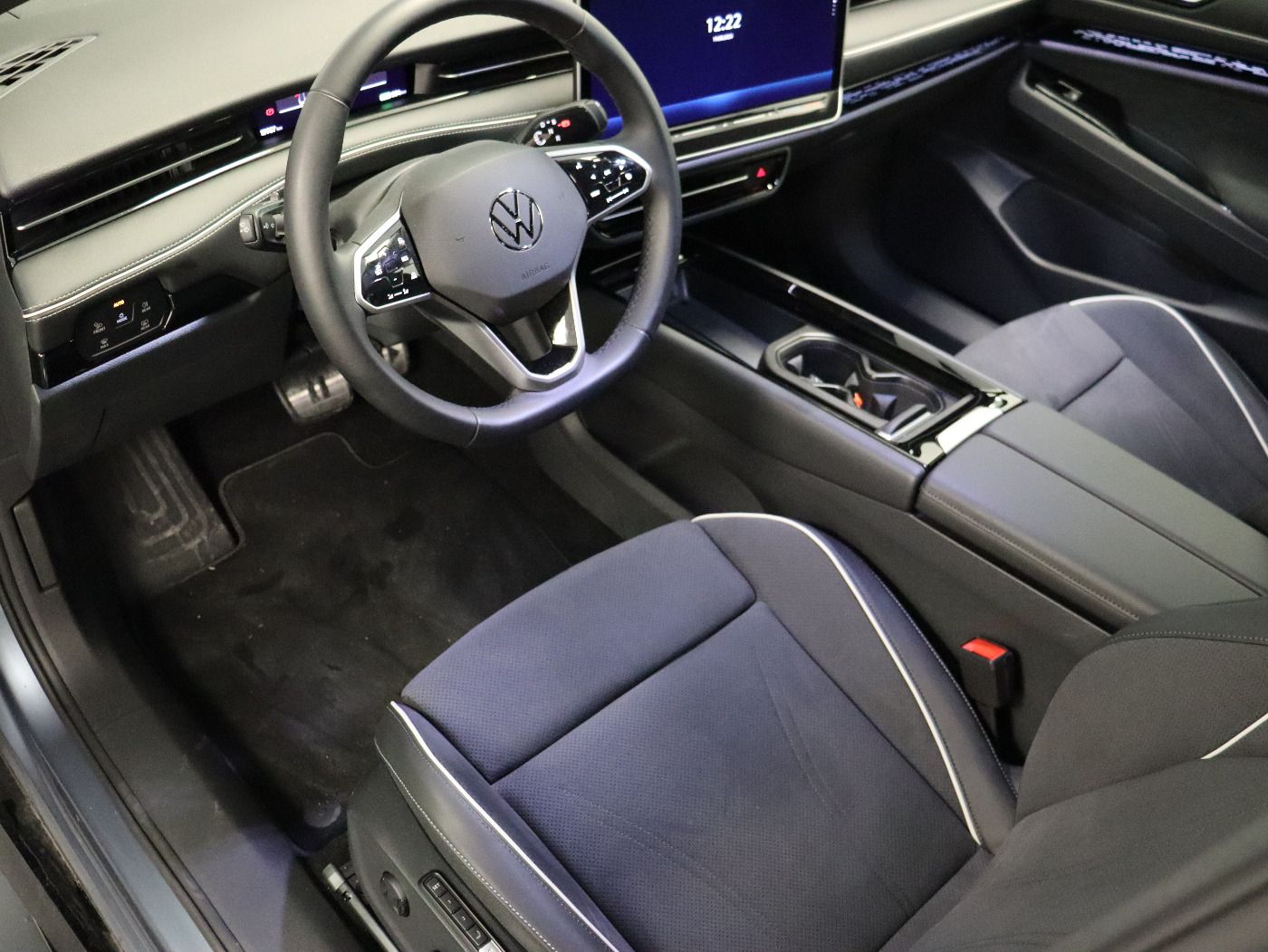 Fahrzeug autohaus mense Fahrzeugabbildung Volkswagen ID.7 Tourer Pro |AHK|4xSHZG|Massage|Navi|ACC|h/k