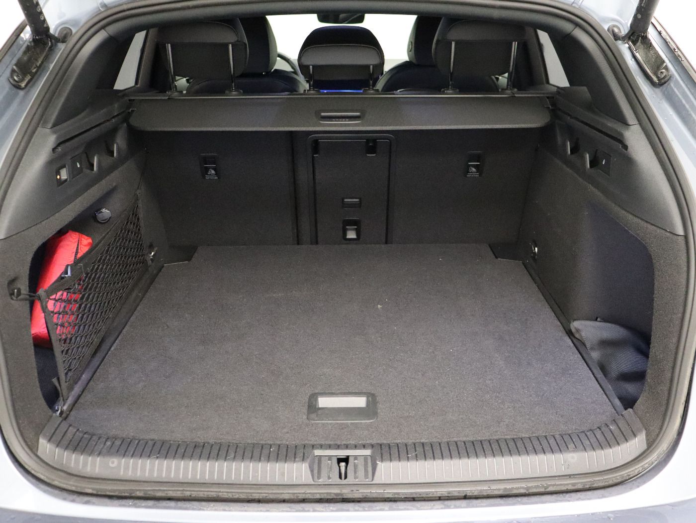 Fahrzeug autohaus mense Fahrzeugabbildung Volkswagen ID.7 Tourer Pro |AHK|4xSHZG|Massage|Navi|ACC|h/k