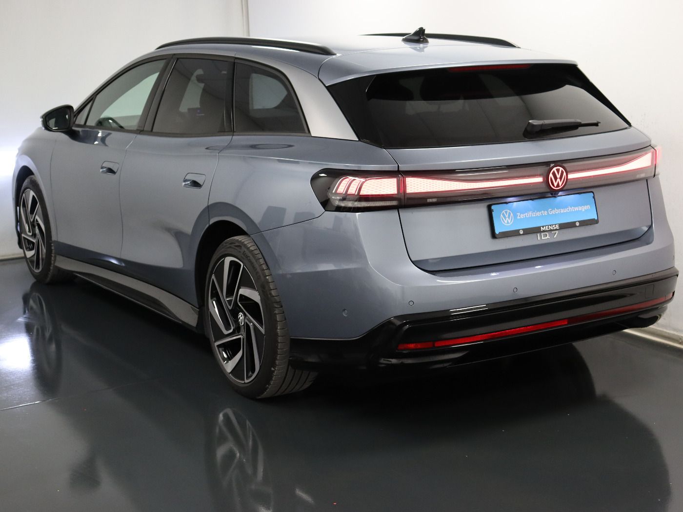 Fahrzeug autohaus mense Fahrzeugabbildung Volkswagen ID.7 Tourer Pro |AHK|4xSHZG|Massage|Navi|ACC|h/k