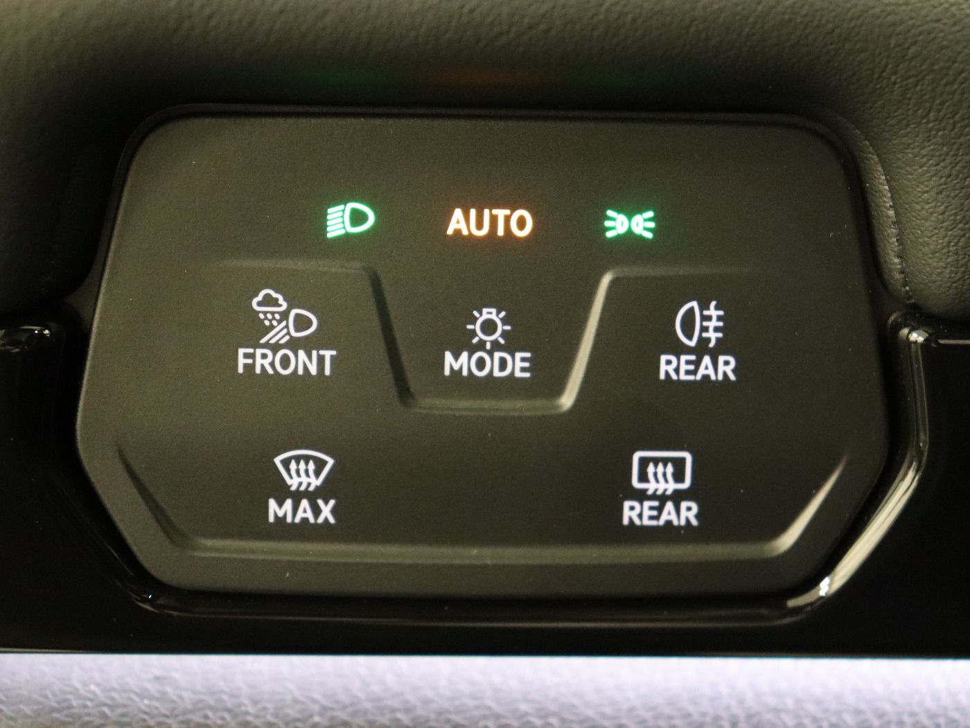 Fahrzeugabbildung Volkswagen ID.7 Tourer Pro |AHK|Pano|4xSHZG|Massage|Navi|LM