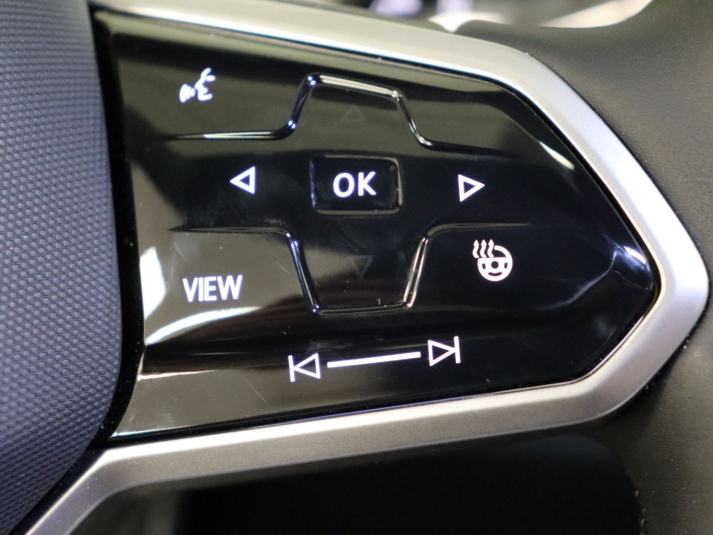 Fahrzeug autohaus mense Fahrzeugabbildung Volkswagen ID.7 Tourer Pro |AHK|4xSHZG|Massage|Navi|ACC|h/k