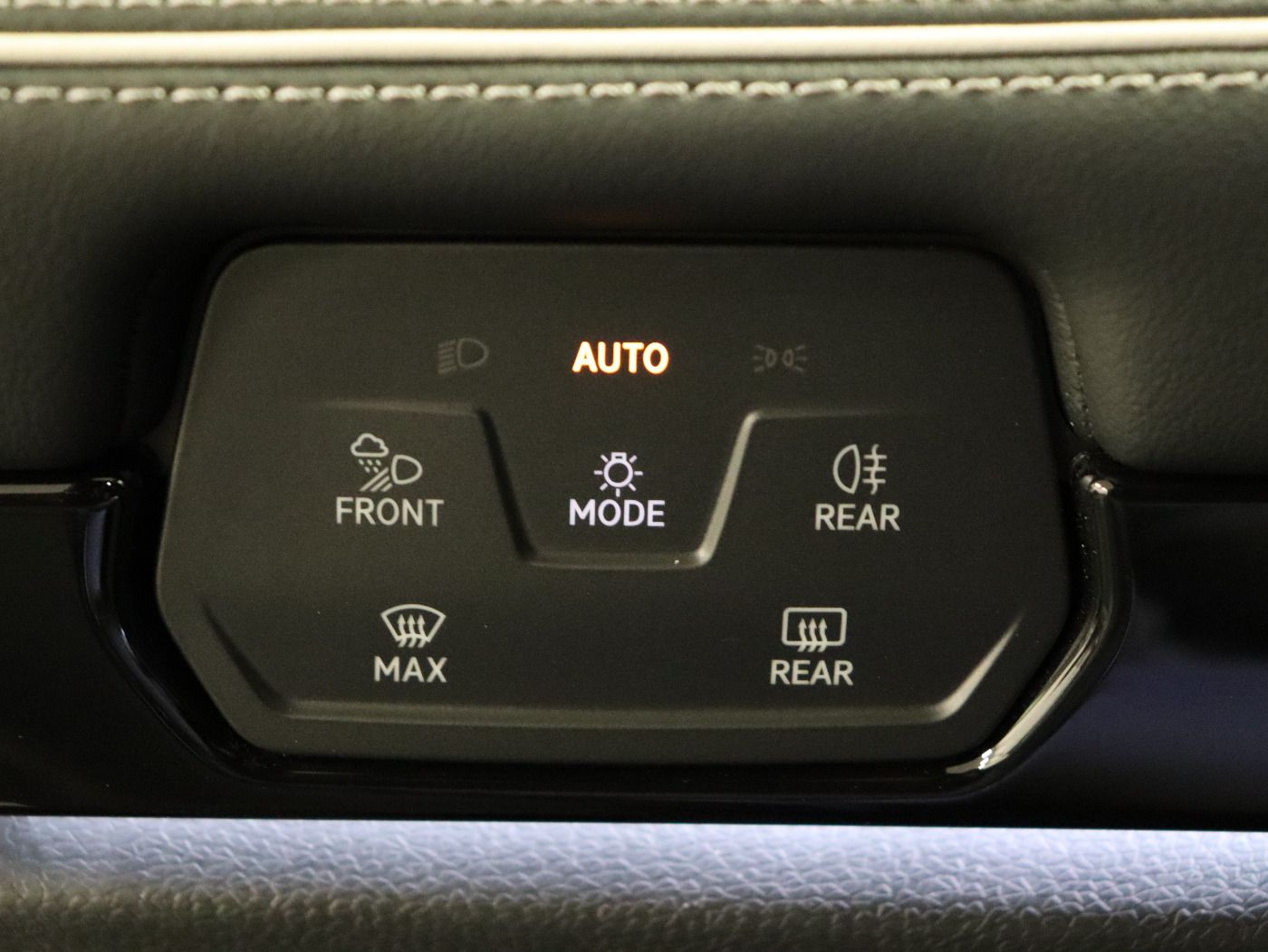 Fahrzeug autohaus mense Fahrzeugabbildung Volkswagen ID.7 Tourer Pro |AHK|4xSHZG|Massage|Navi|ACC|h/k