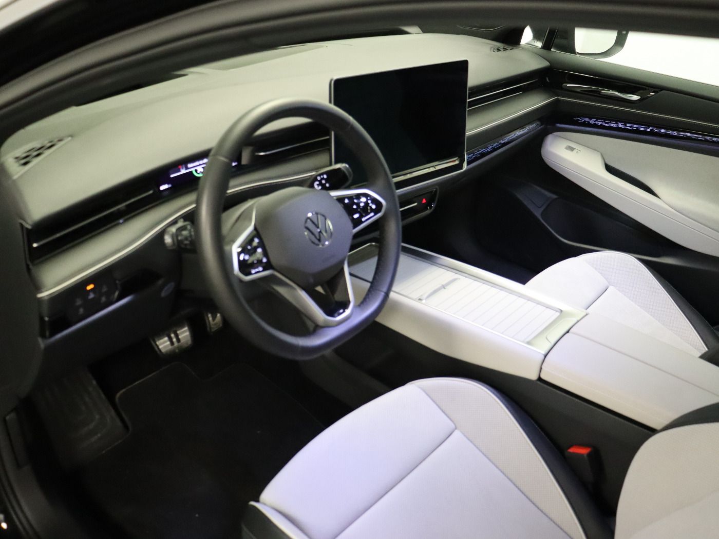 Fahrzeug autohaus mense Fahrzeugabbildung Volkswagen ID.7 Tourer Pro |AHK|4xSHZG|Massage|Navi|ACC|h/k