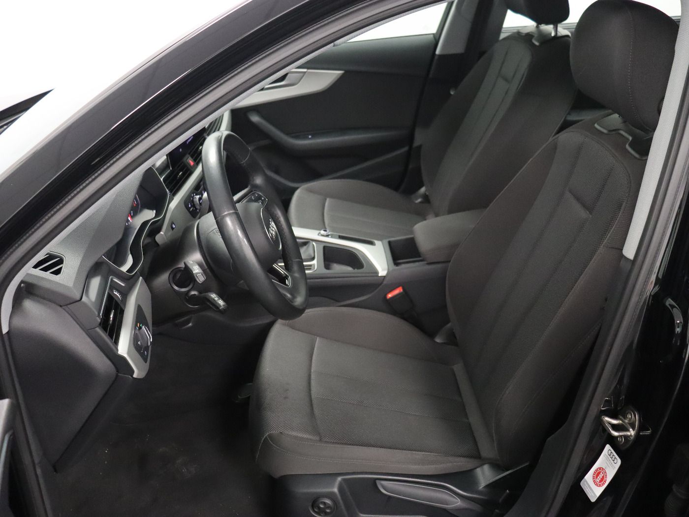Fahrzeugabbildung Audi A4 Avant 35 TFSI |FLA|SpurH|AkustikGlas|KlimaA
