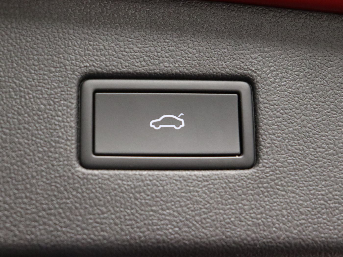 Fahrzeugabbildung Volkswagen Tiguan Allspace 1.5 TSI MOVE 7-Sitzer Matrix