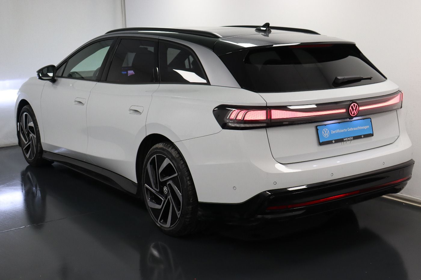 Fahrzeugabbildung Volkswagen ID.7 Tourer Pro IQ.Light|Matrix|CarPlay|h/k|AHK