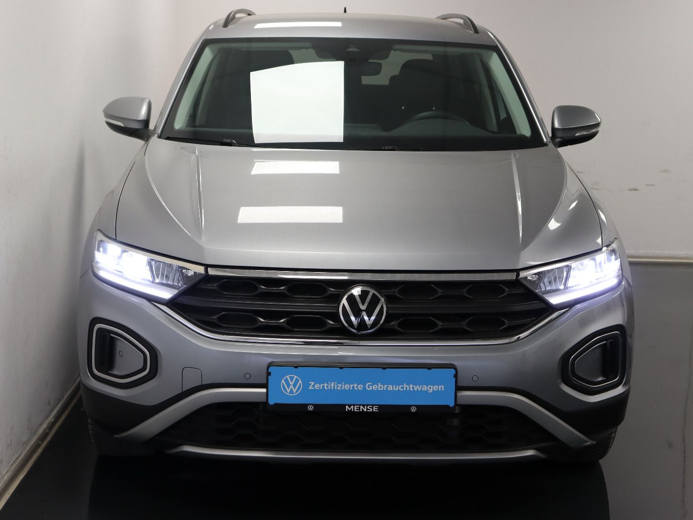 Fahrzeugabbildung Volkswagen T-Roc 1.0 TSI MOVE CarPlay|Standhzg|ACC|LED