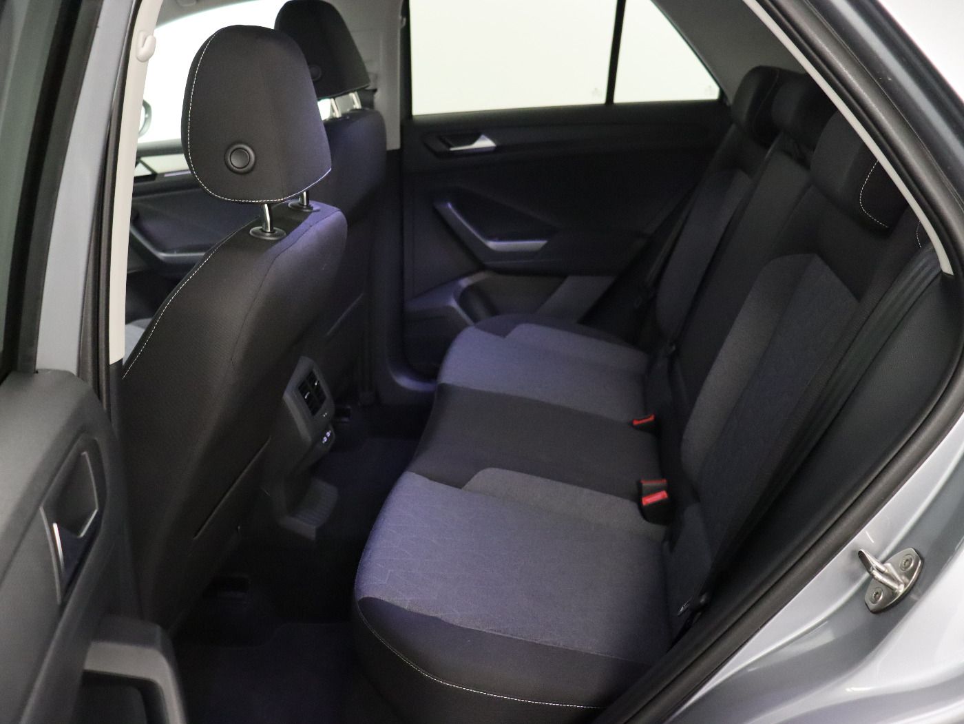 Fahrzeugabbildung Volkswagen T-Roc 1.0 TSI MOVE CarPlay|Standhzg|ACC|LED