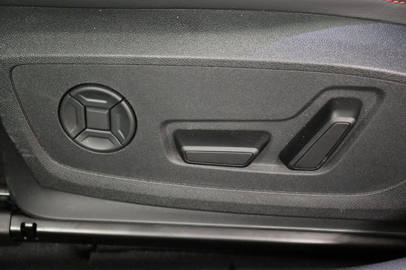 Fahrzeugabbildung Audi A6 Avant e-tron performance S line edition one