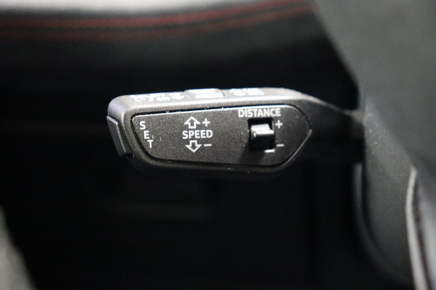 Fahrzeugabbildung Audi A6 Avant e-tron performance S line edition one