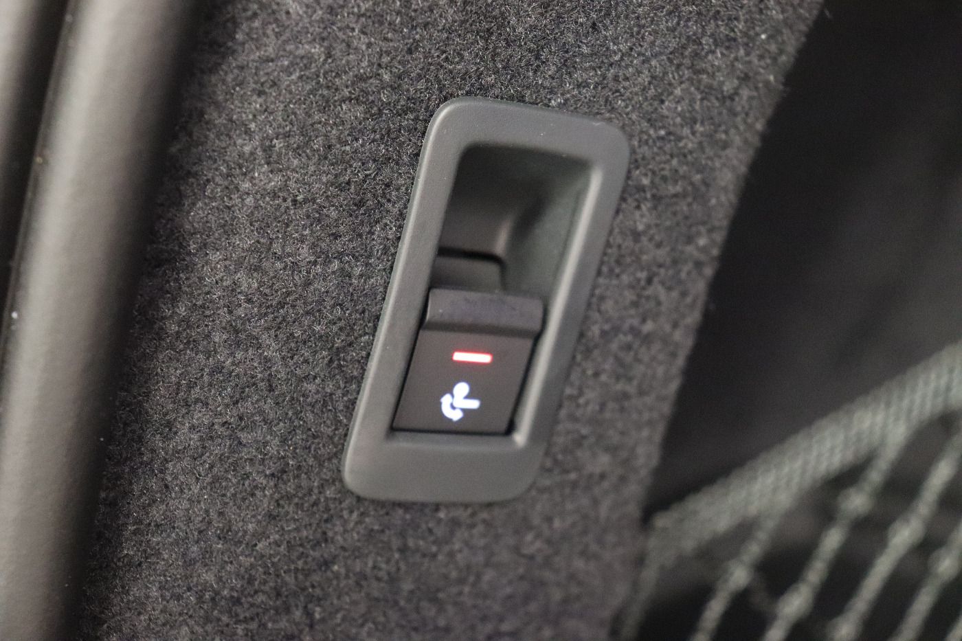 Fahrzeugabbildung Audi A6 Avant e-tron performance S line edition one