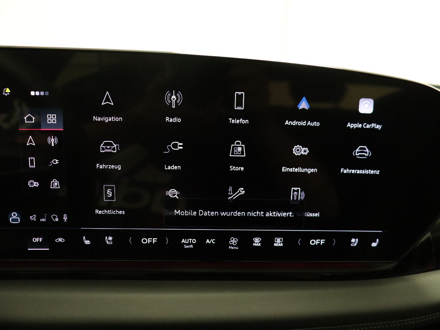 Fahrzeugabbildung Audi A6 Avant e-tron quattro S line B&O|AHK|LM