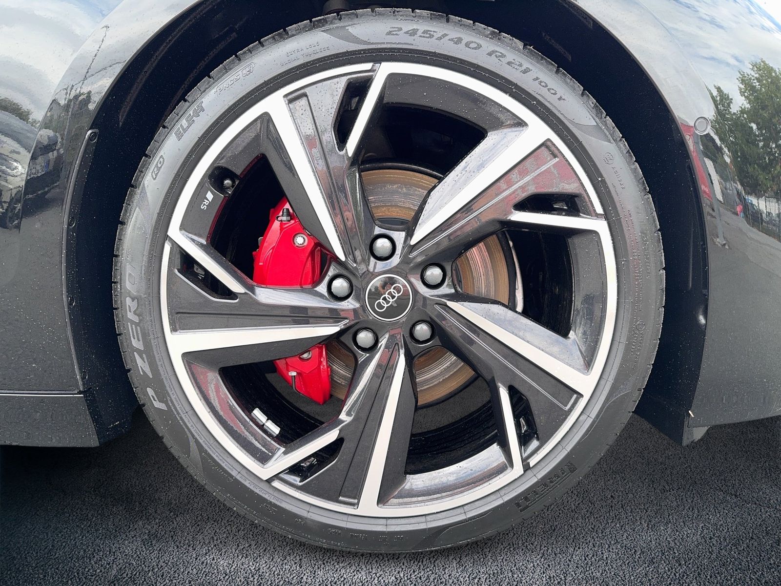 Fahrzeug autohaus mense Fahrzeugabbildung Audi A6 Avant e-tron quattro 315 kW B&O|AHK|HUD|Luft