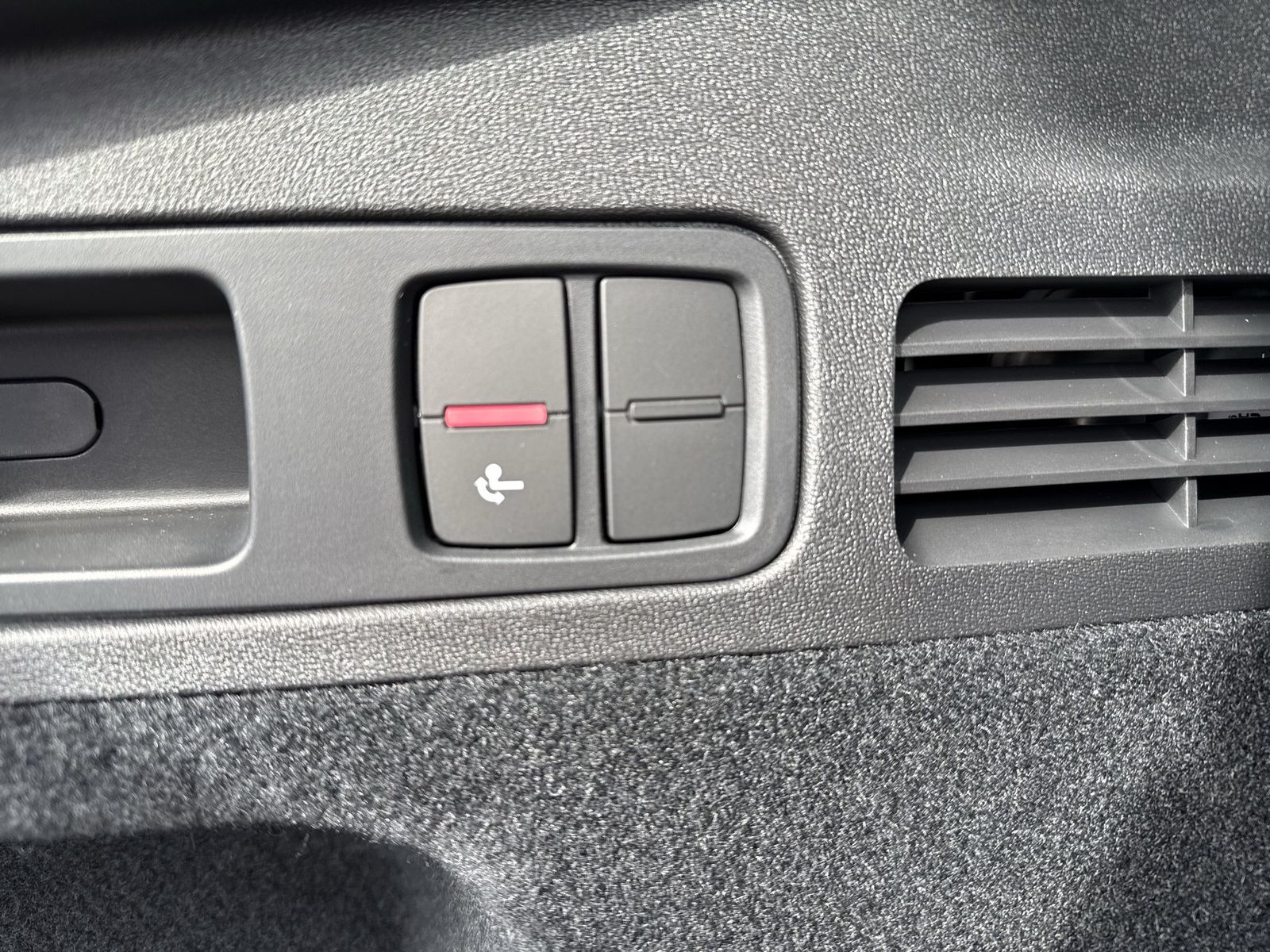 Fahrzeugabbildung Audi Q5 Sportback TDI quattro 150 kW S tronic B&O|AHK