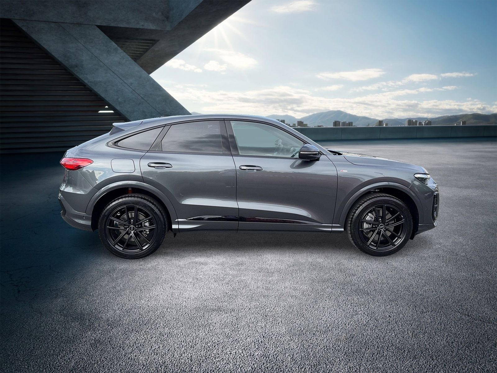 Fahrzeugabbildung Audi Q5 Sportback TDI quattro 150 kW S tronic B&O|AHK