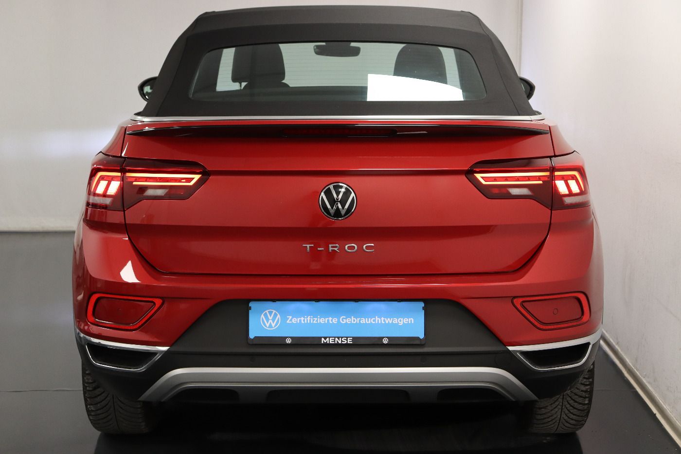 Fahrzeugabbildung Volkswagen T-Roc Cabriolet 1.5 TSI Style CarPlay|AHK|ACC|LE