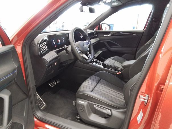 Fahrzeugabbildung Volkswagen Tiguan 2.0 TDI DSG R-Line CarPlay|AHK|Standhzg|L