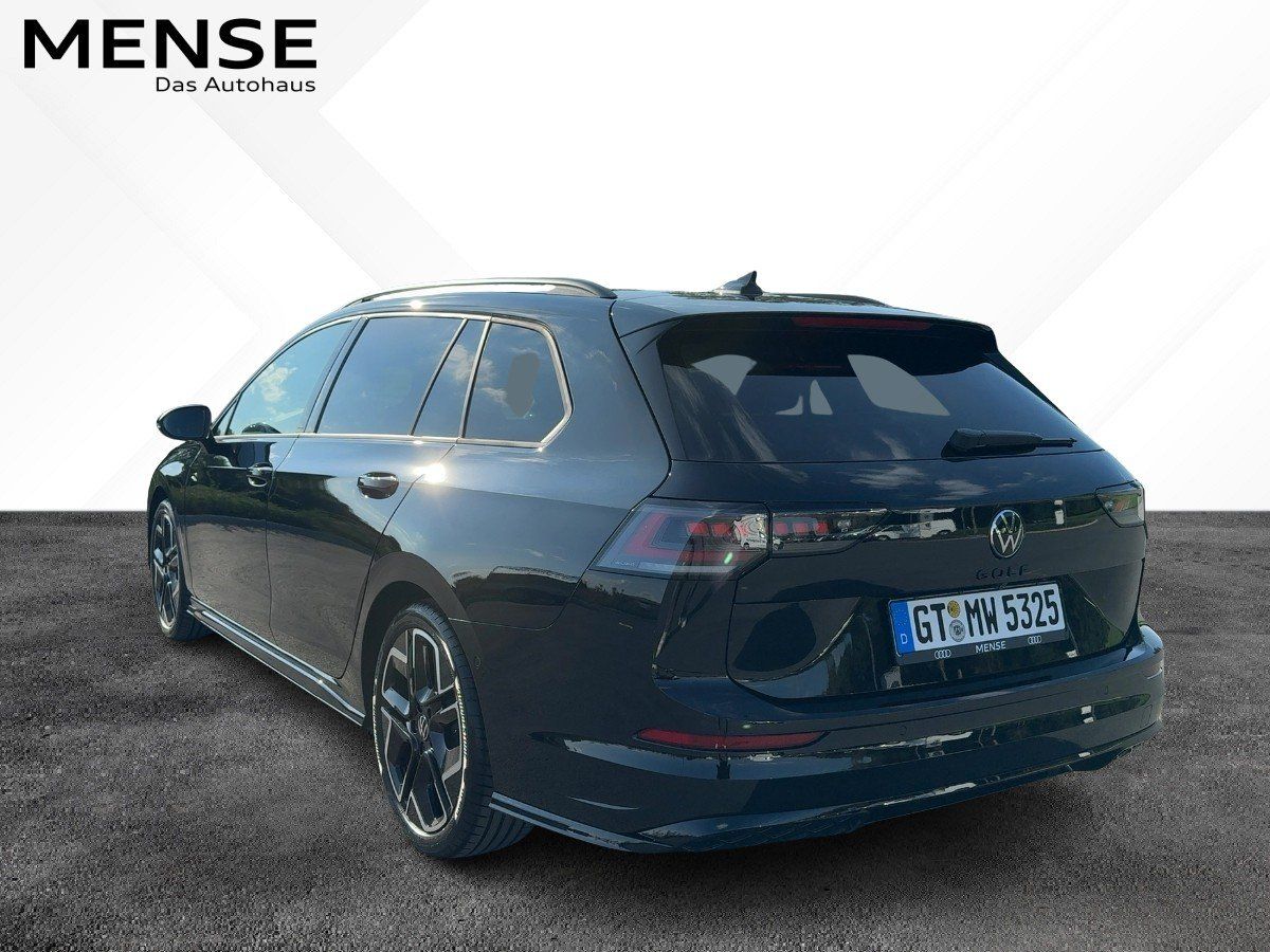 Fahrzeug autohaus mense Fahrzeugabbildung Volkswagen Golf Variant R-Line 1.5 l eTSI OPF DSG AHK Nav P - mit KI generiert/bearbeitet