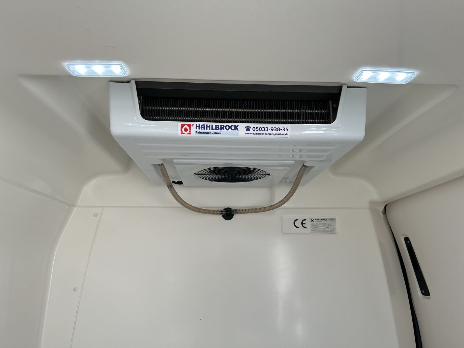 Fahrzeugabbildung Volkswagen Caddy 2.0 TDI Cargo Kühlkasten Navi