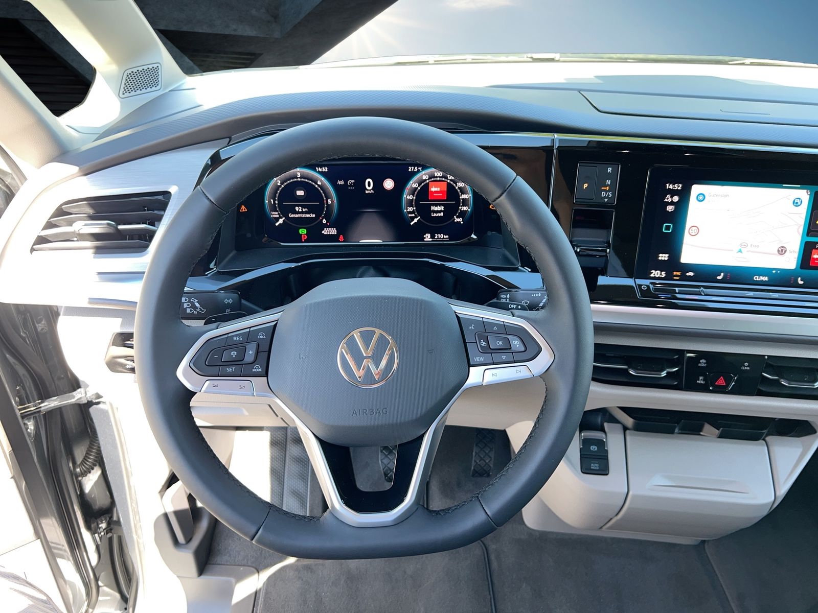Fahrzeugabbildung Volkswagen Multivan Life Motor: 2.0 l TDI SCR 110 kW Getrie