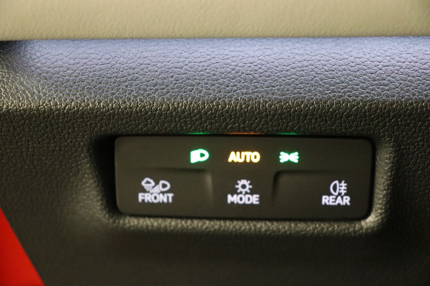 Fahrzeugabbildung Volkswagen Tiguan 2.0 TDI DSG IQ.Light|Matrix|CarPlay|AHK|S