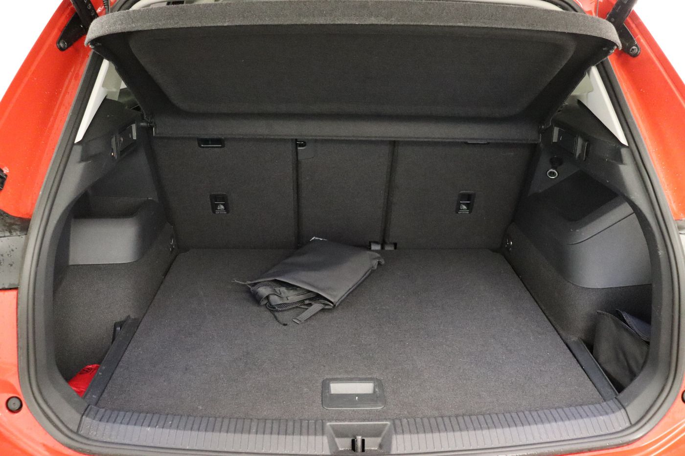 Fahrzeugabbildung Volkswagen Tiguan 2.0 TDI DSG IQ.Light|Matrix|CarPlay|AHK|S