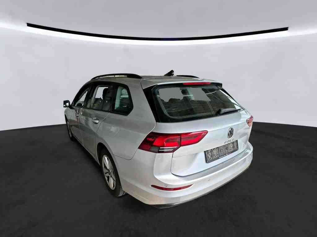 Fahrzeugabbildung Volkswagen Golf VIII Variant 2.0TDI Life CarPlay ACC LED LM - mit KI generiert/bearbeitet
