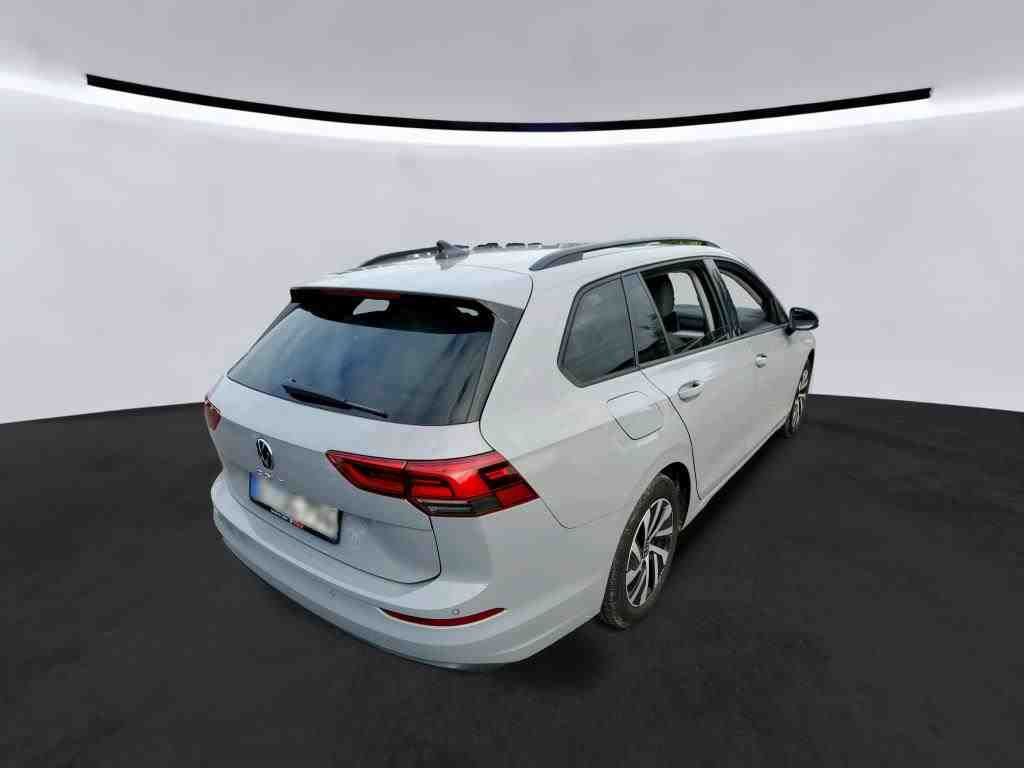 Fahrzeugabbildung Volkswagen Golf VIII Variant 2.0TDI DSG Life CarPlay ACC LM - mit KI generiert/bearbeitet