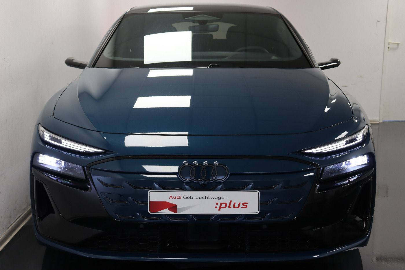 Fahrzeugabbildung Audi A6 Avant e-tron performance S line Edition One