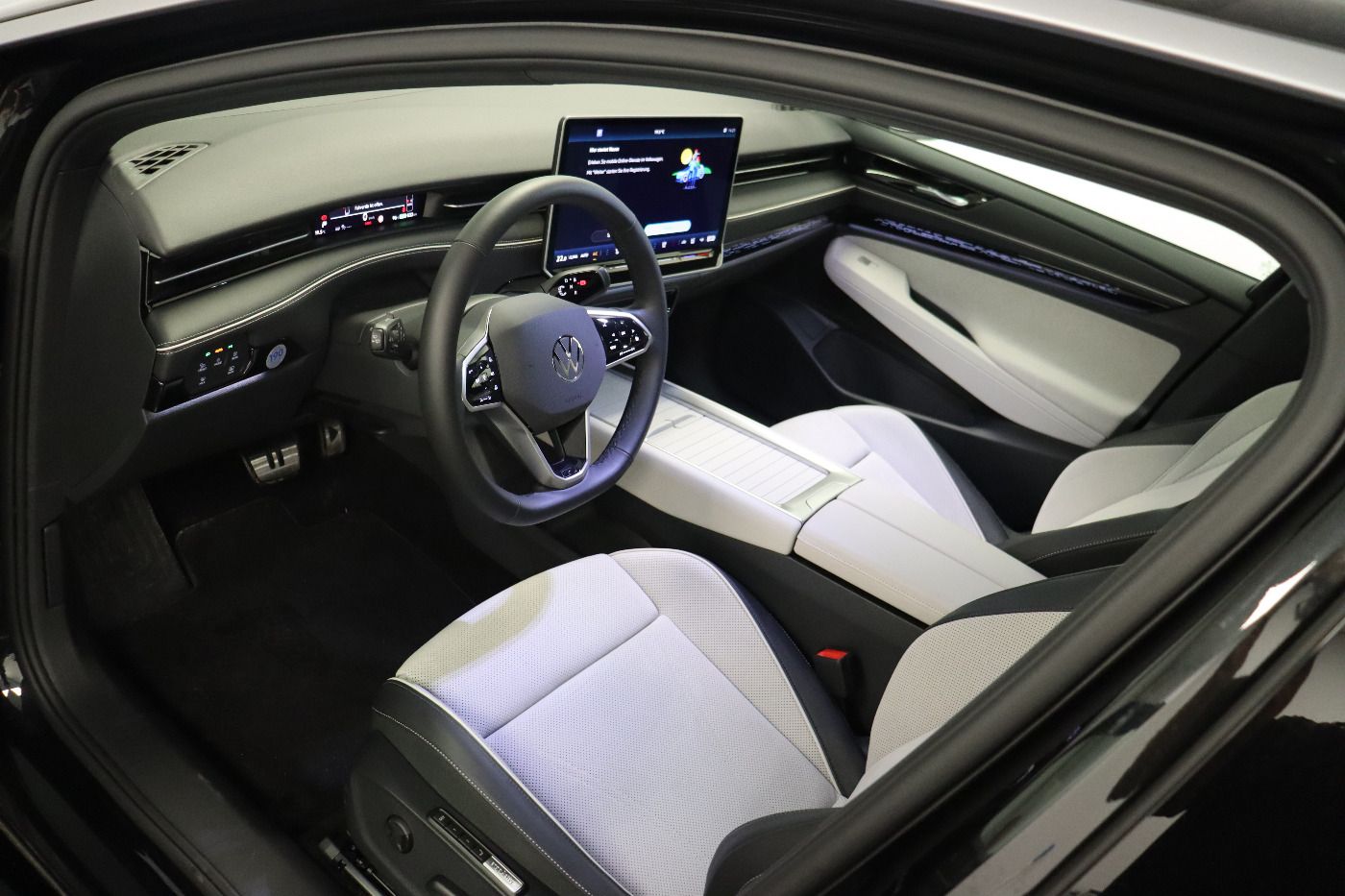 Fahrzeugabbildung Volkswagen ID.7 Tourer Pro IQ.Light|Matrix|CarPlay|h/k|AHK